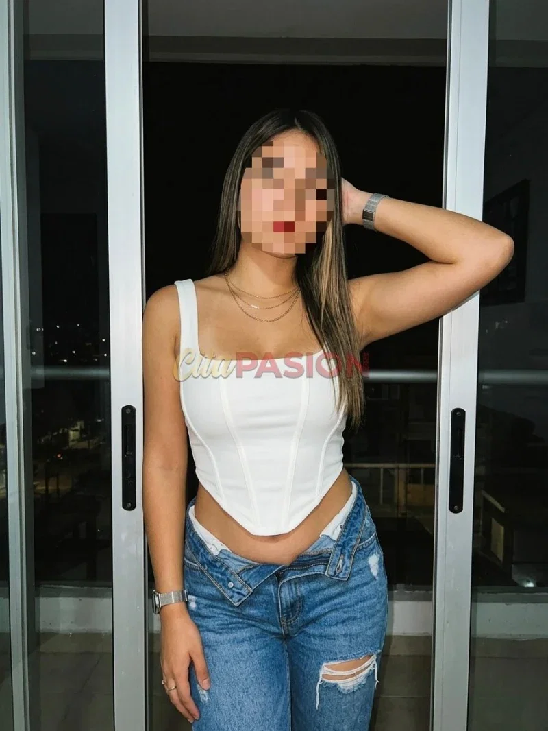 Escort en Sevilla capital. Primera vez en Sevilla, te encantará conocerme.