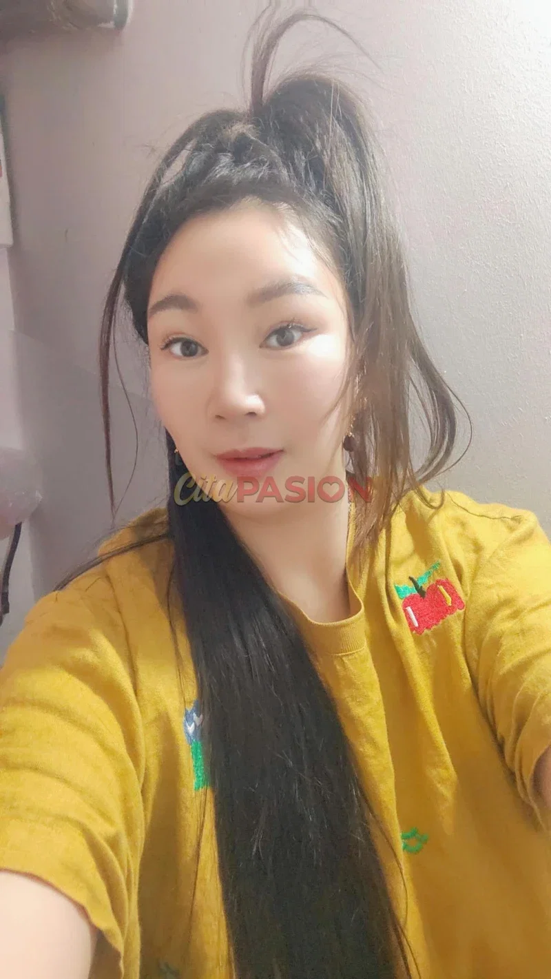 Miniatura 3 de Escort en Barcelona capital. Jovencita oriental, autentica delicia asiatica.