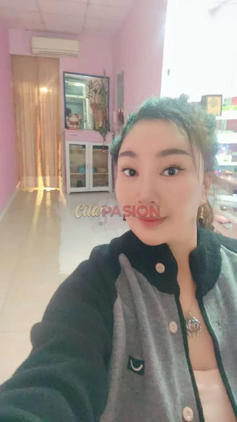 Miniatura 5 de Escort en Barcelona capital. Jovencita oriental, autentica delicia asiatica.