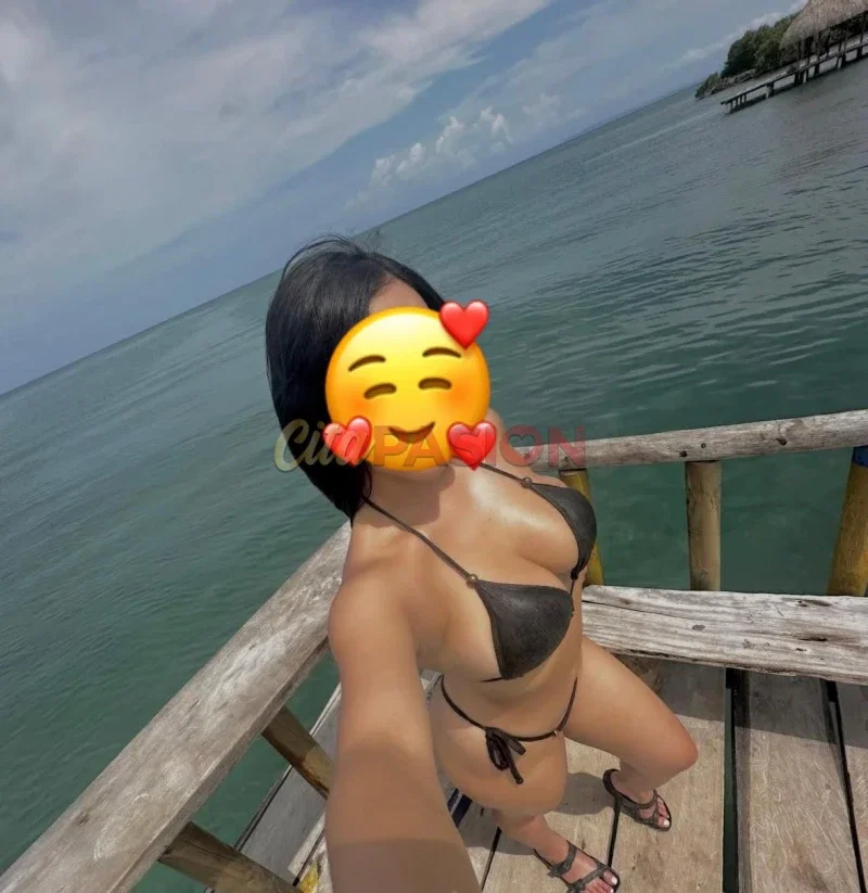 Escort en Vila-real. Pareja real de latinas colombianas.