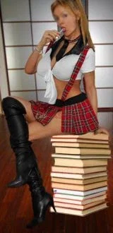 Miniatura 3 de Escort en Sevilla capital. Acompañante seductora, ideal para vivir momentos inolvidables.
