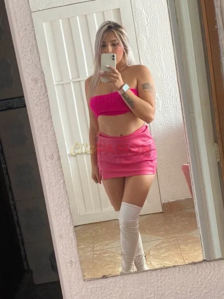 Escort en Burela. Colombiana auténtica y atractiva, ¿quedamos?