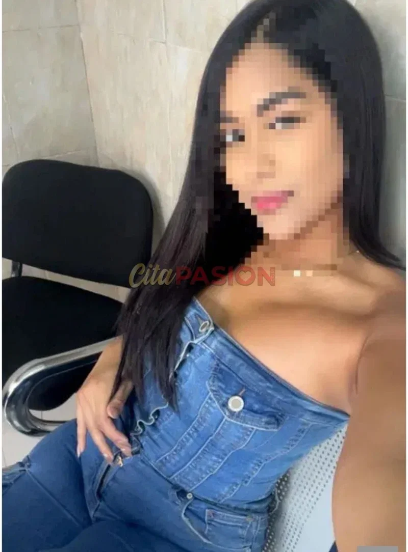 Escort en Pamplona. Elegante jovencita, novedad en la ciudad.