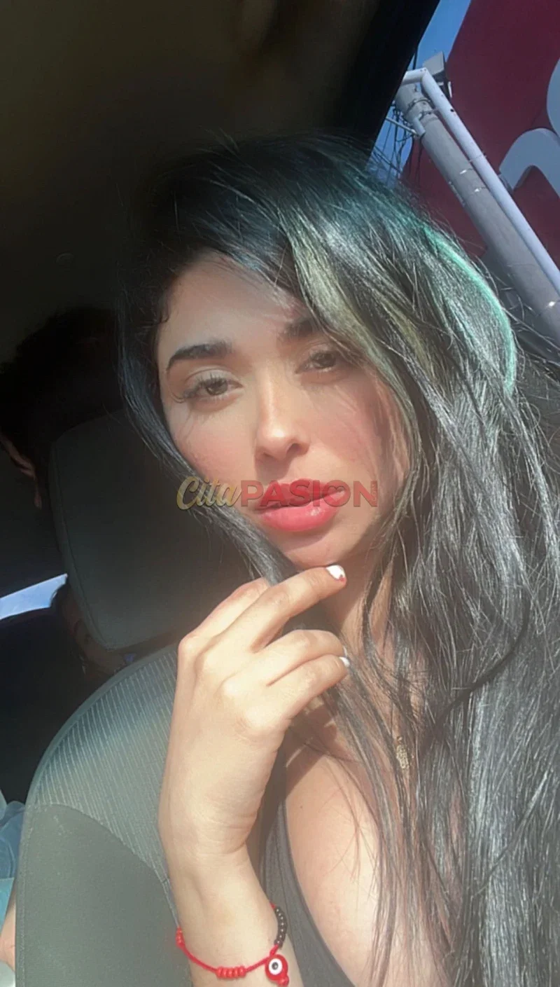 Miniatura 4 de Escort en Zaragoza capital. Hermosa modelo colombiana, música, gimnasio y cenas.