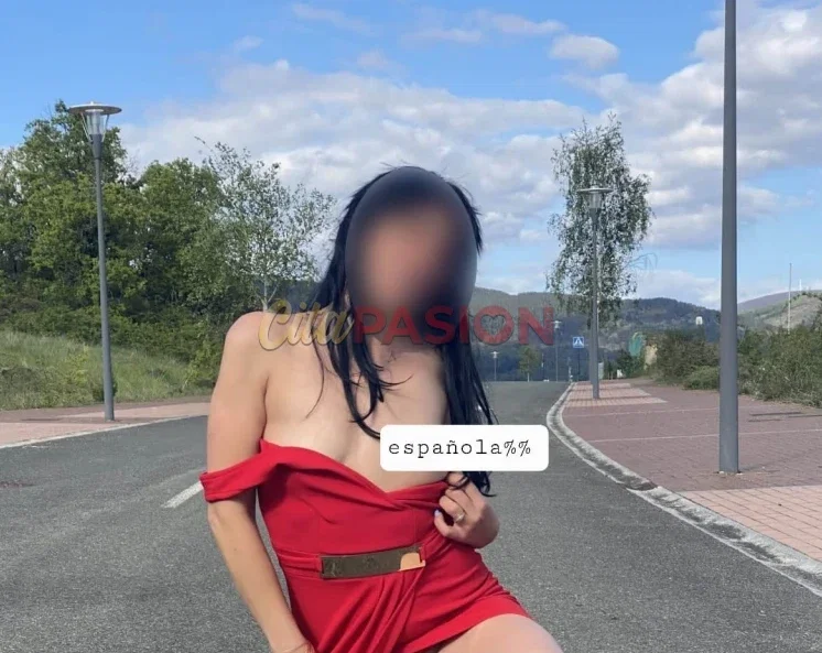 Escort en Oviedo. Novedad acompañante española liberal.