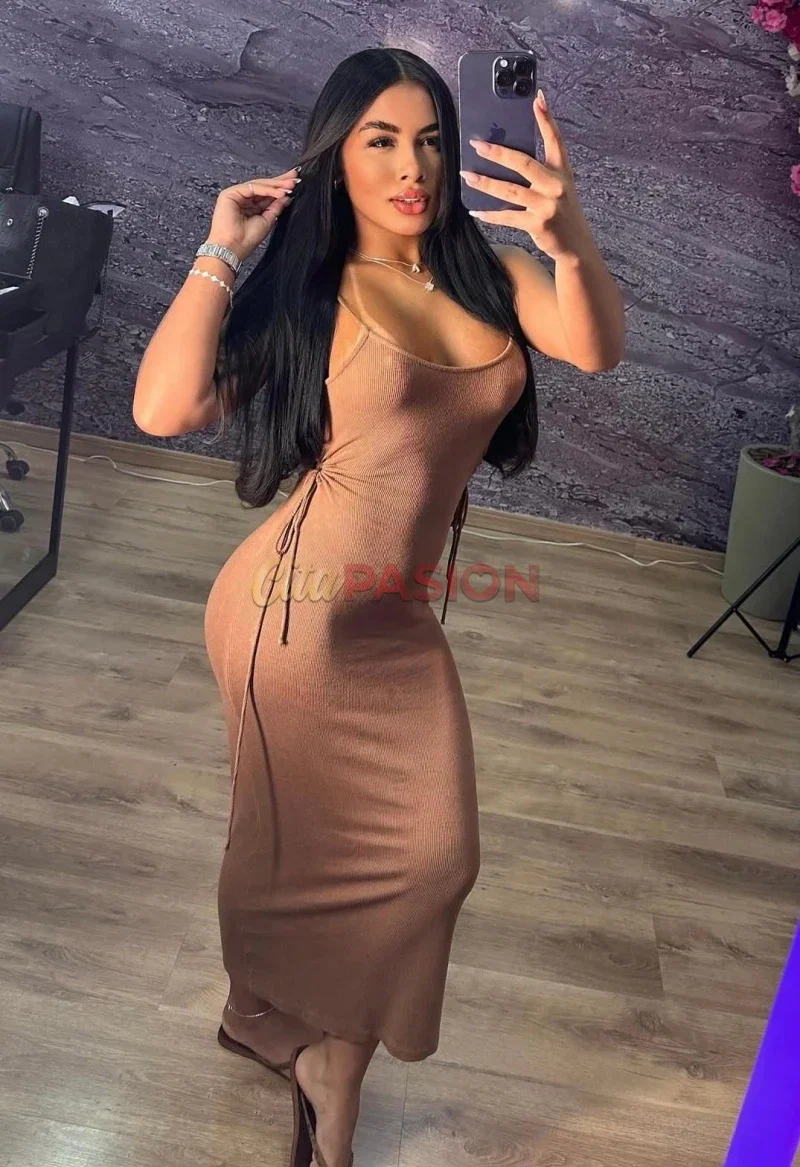 Escort en Santander. Colombiana sensual y muy atenta en Santander.