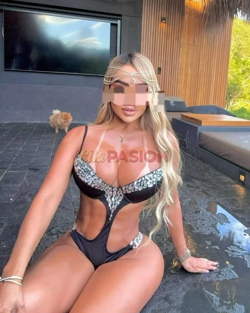 Escort en Almería capital. Brasileña apasionada y voluptuosa, tu mejor opción en Almería.