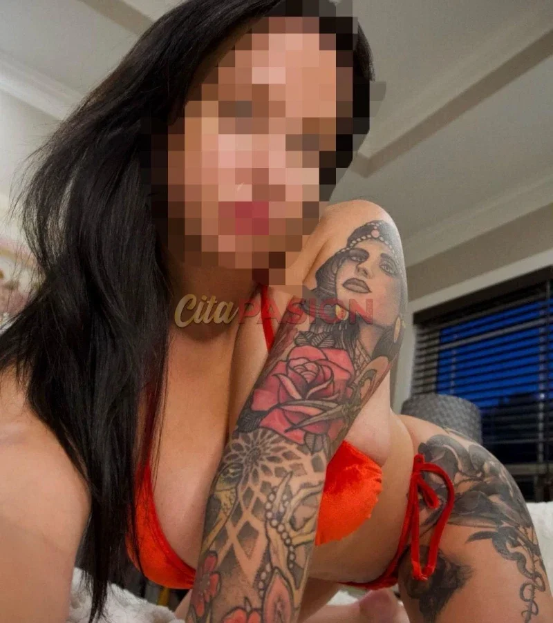 Miniatura 11 de Escort en Adeje. Chica de Cuba en Adeje, atenta siempre.