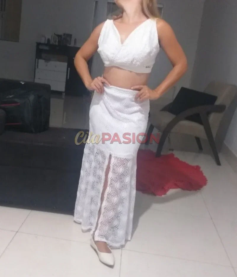 Escort en Pamplona. Portuguesa, madurita y guapa.