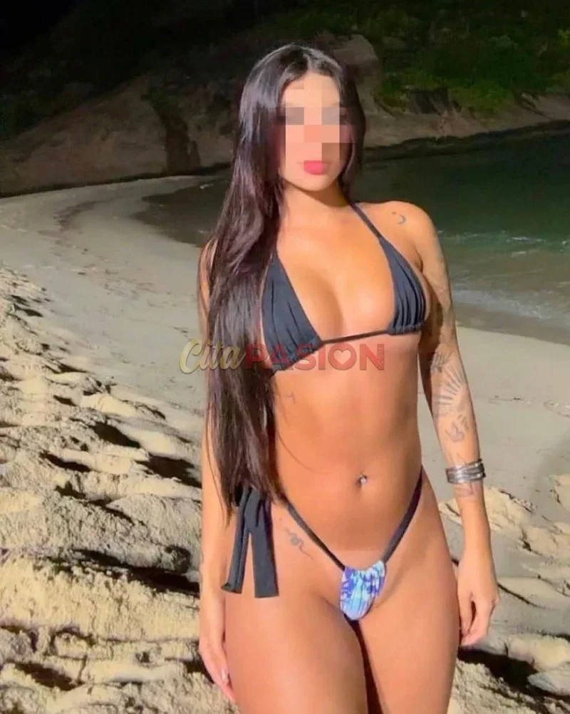 Escort en A Coruña capital. Colombiana deseando conocerte. Vivirás un momento agradable.