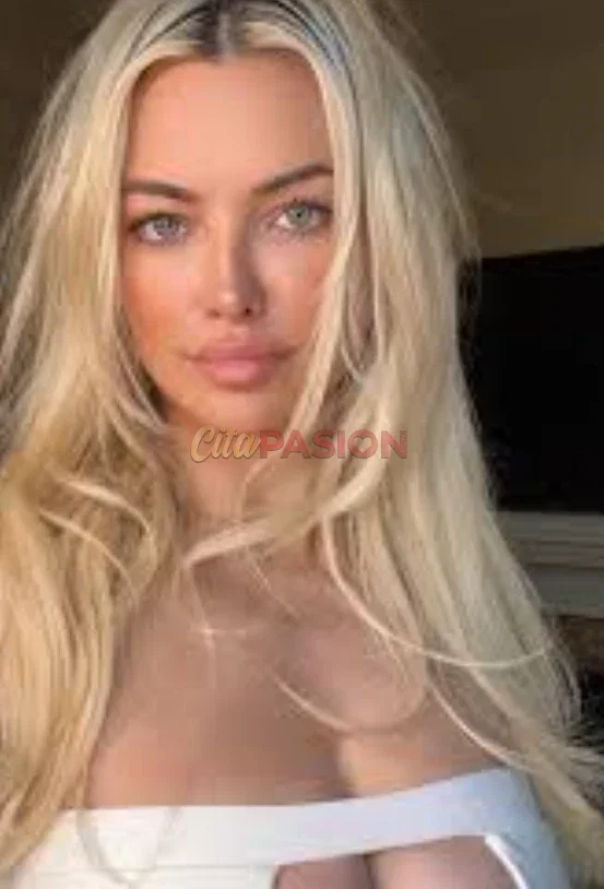 Miniatura 2 de Escort en Barcelona capital. Jovencita de 19 años elegante. ¡Sin tabúes!