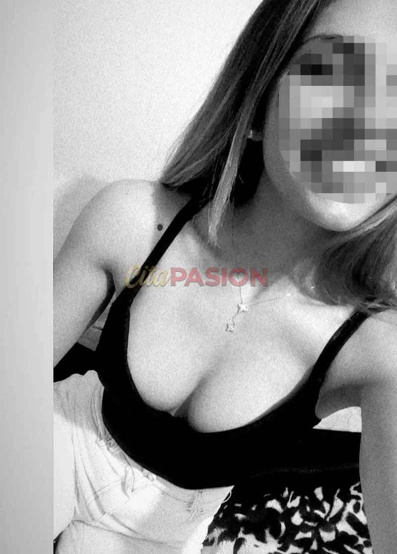 Escort en Las Palmas. Colombiana de 29 años, te espero.