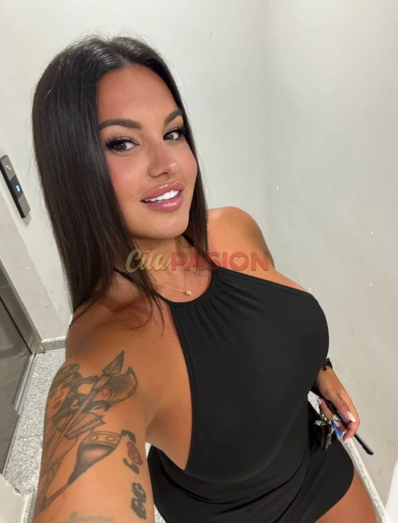 Escort en Barcelona capital. Morena de lujo impresionante y espectacular.
