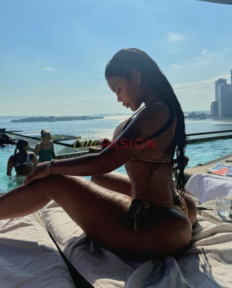 Miniatura 3 de Escort en Burgos capital. Chica latina recien llegada, apasionada y juguetona.