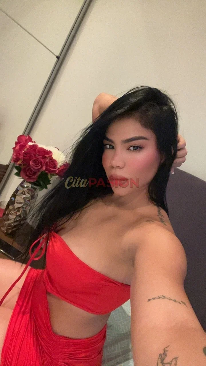 Miniatura 2 de Escort en Barcelona capital. Hermosa jovencita colombiana realmente simpática.