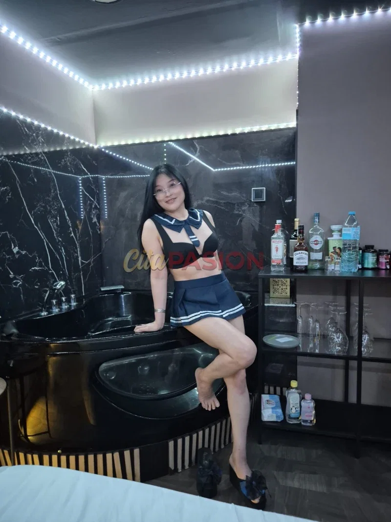 Miniatura 7 de Escort en Barcelona capital. Belleza asiática única con raíces latinas.