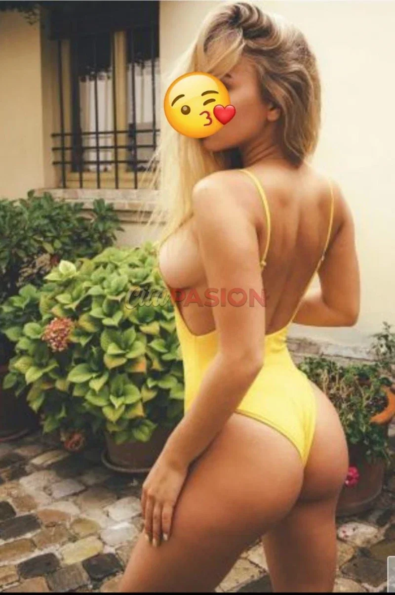 Escort en Ibiza. Latina encantadora, soy fascinante.