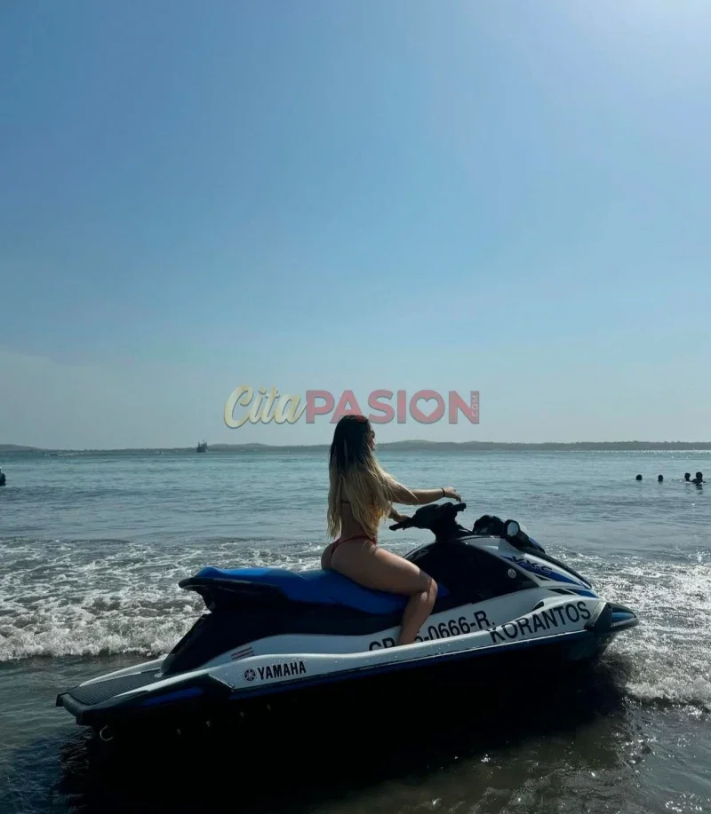 Miniatura 8 de Escort en Benalmádena. Joven y hermosa rubia, divertida y muy atenta.