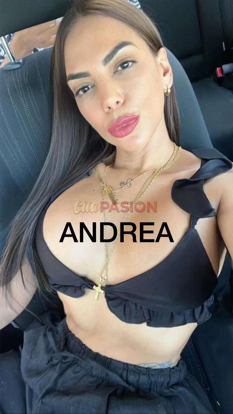 Escort en Madrid capital. Encantadora chica para conocer caballeros solventes.