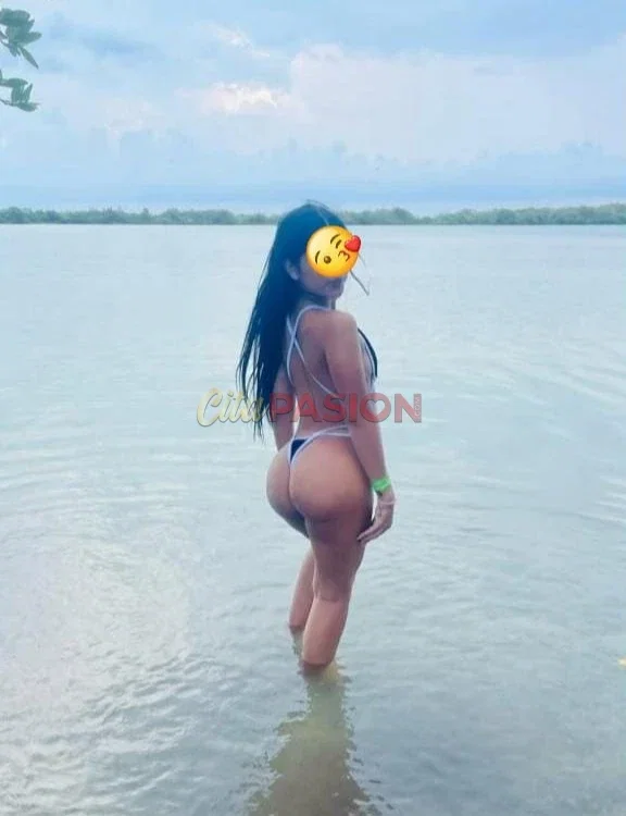 Escort en Albacete capital. Jovencita divertida y tierna, te trataré como si fueras mi pareja. - Foto
