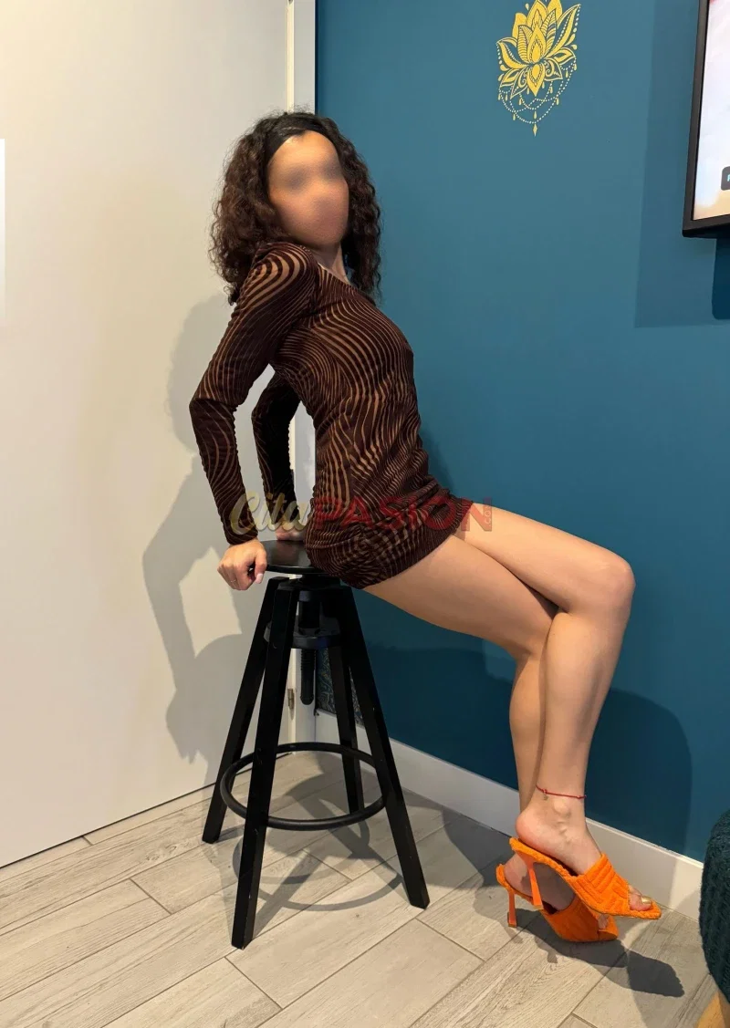 Miniatura 5 de Escort en Madrid capital. Española con raíces latinas, una combinación única.