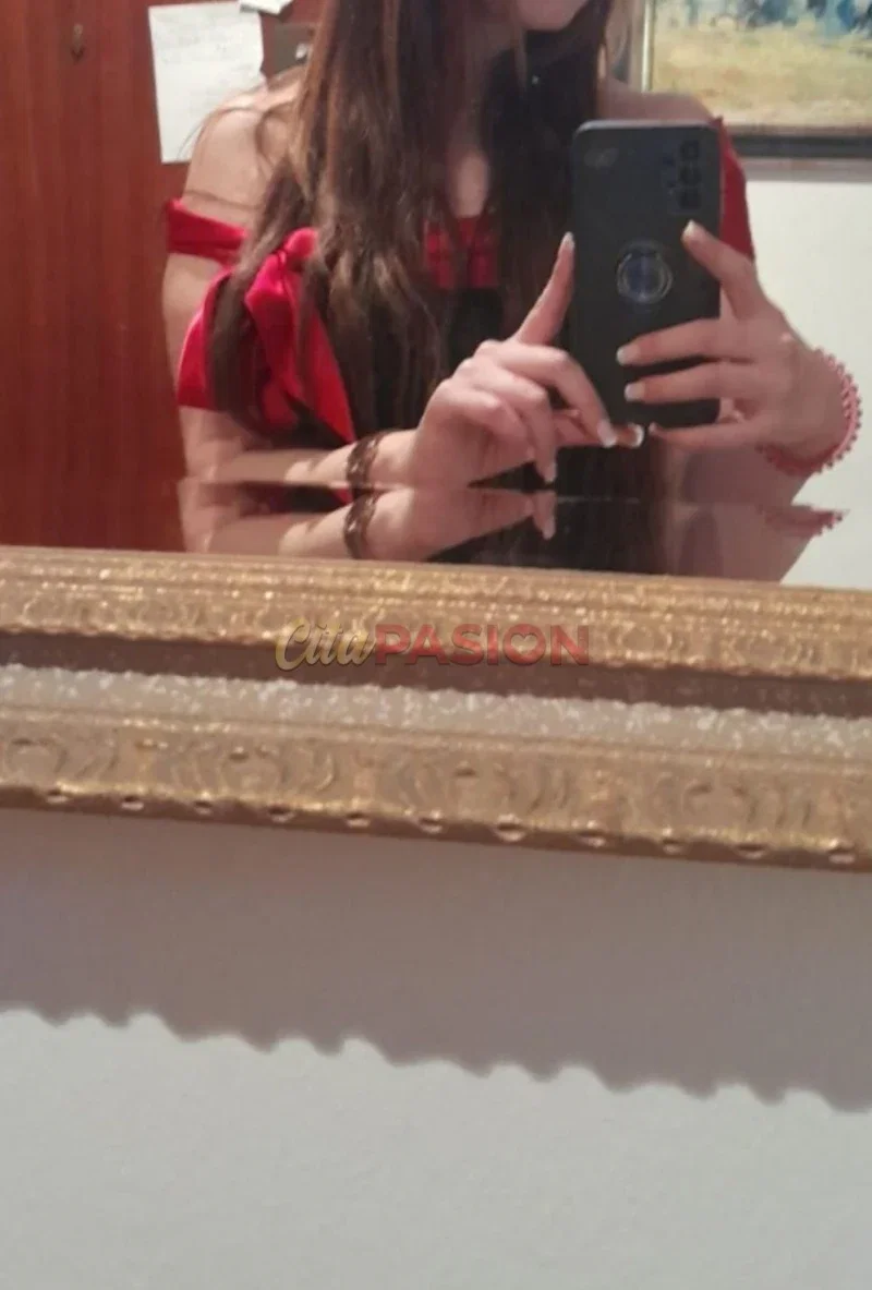Miniatura 4 de Escort en Barcelona capital. Guapa y dulce, soy una española extrovertida.