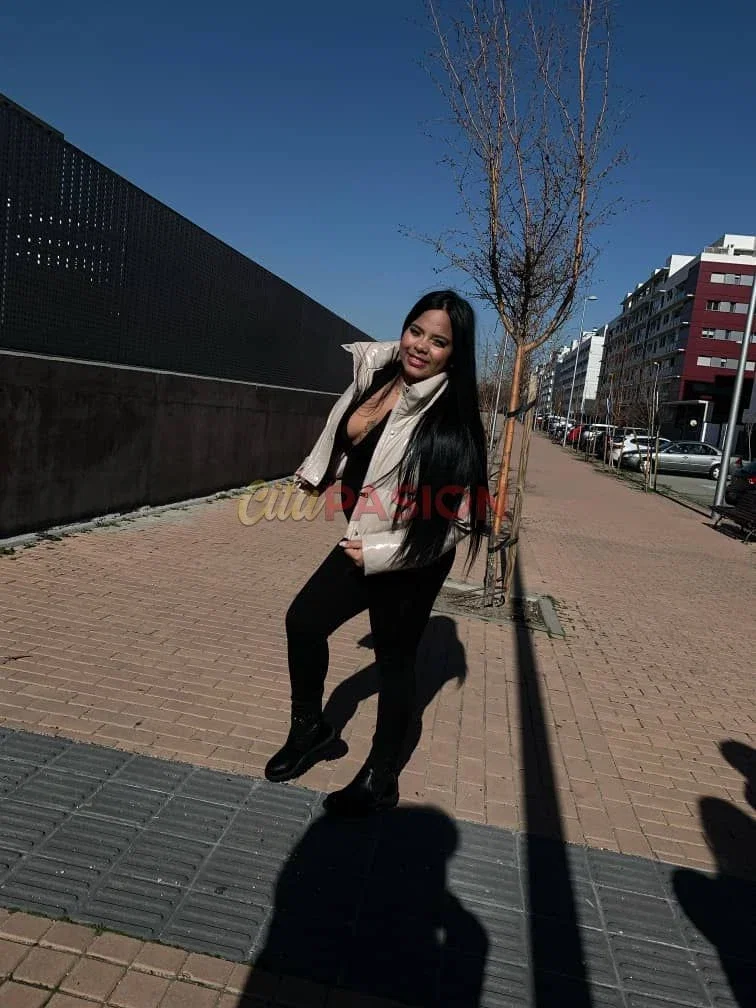Miniatura 8 de Escort en A Coruña capital. Pareja real de chicas exclusiva para vivir momentos únicos.