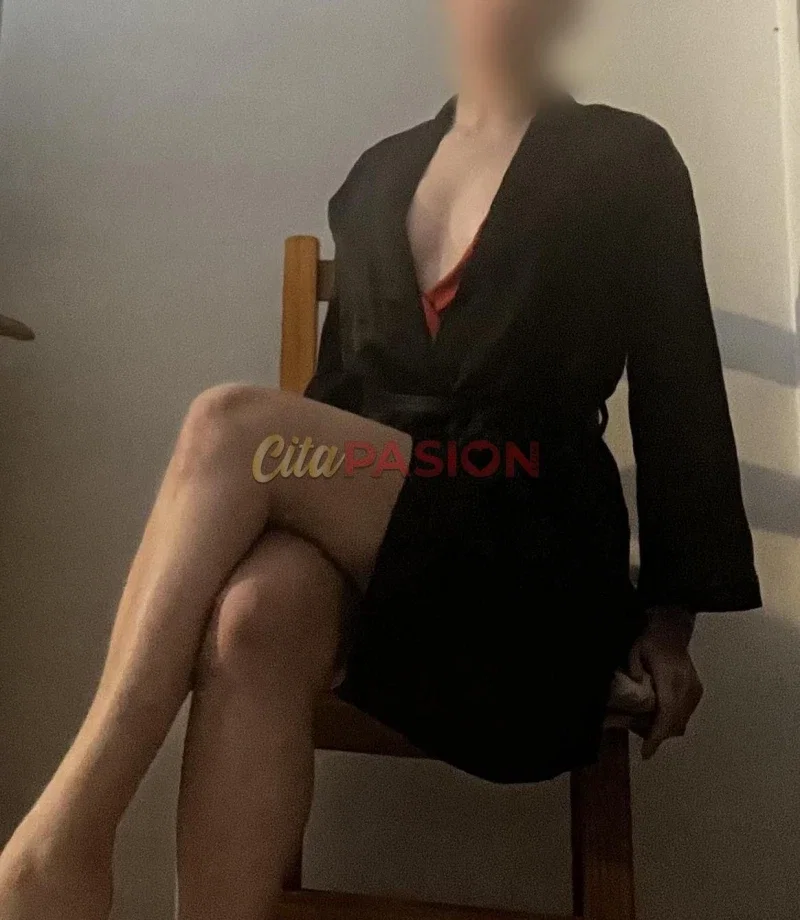 Miniatura 2 de Escort en Málaga capital. Madurita seductora e independiente en plena forma.