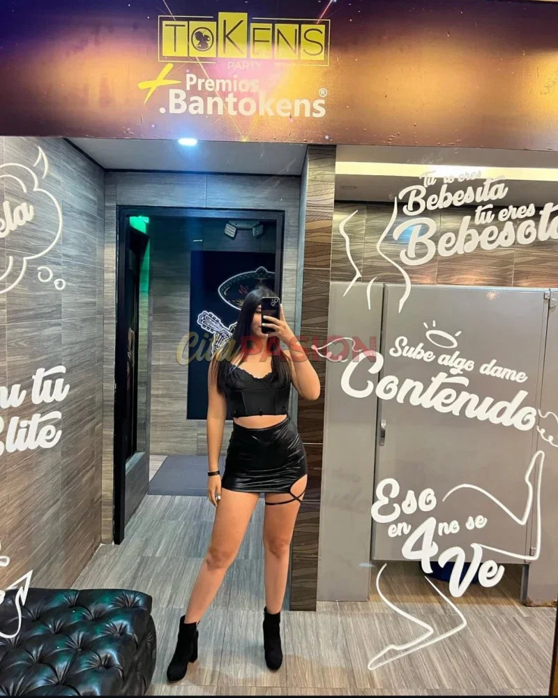 Escort en Málaga capital. Latina seductora y divertida.