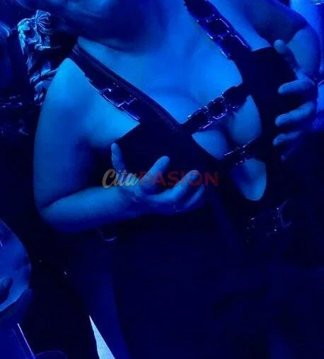 Miniatura 6 de Escort en Bilbao. Experiencia sofisticada y cariñosa con chica extrovertida.