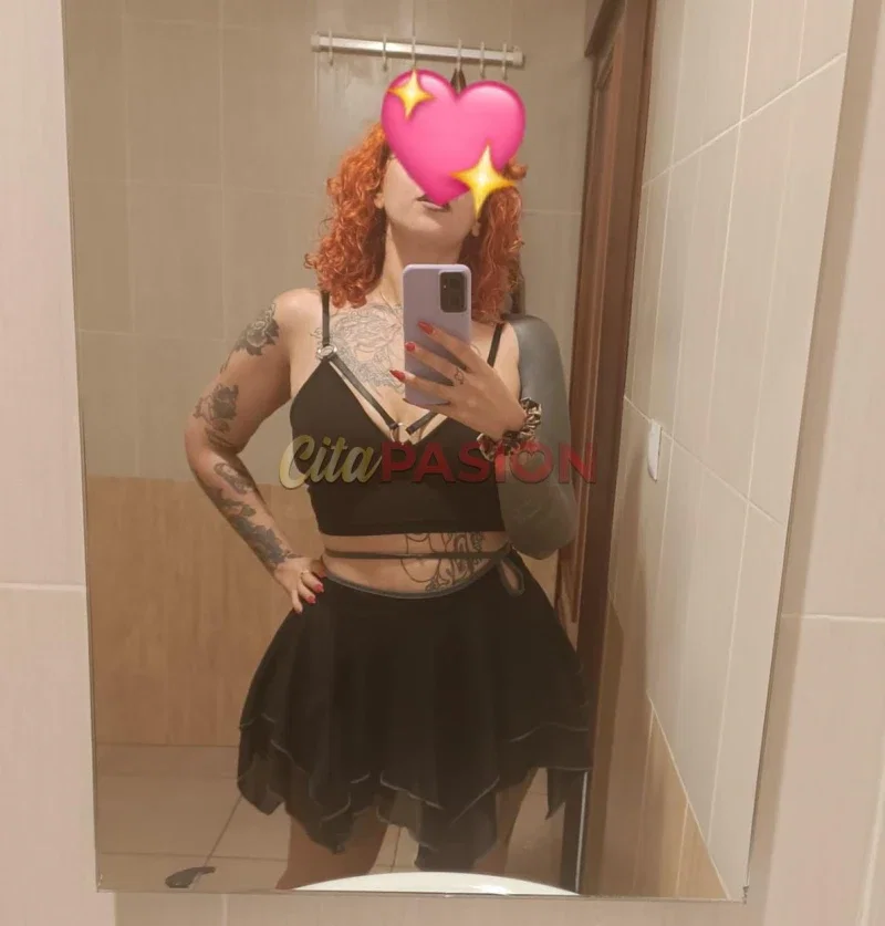 Miniatura 2 de Escort en Málaga capital. Pelirroja tatuada y atrevida en el centro de Málaga.