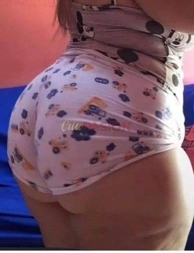 Escort en San Fernando. Gordita madurita, educada y atractiva.