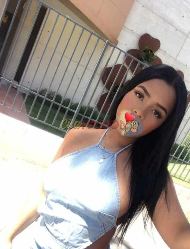 Miniatura 2 de Escort en Barcelona capital. Colombiana con carita traviesa, novedad en Barcelona.