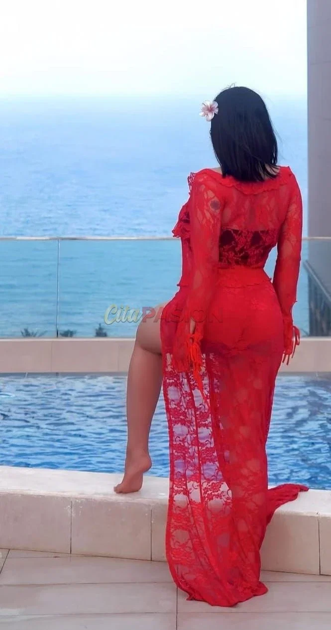 Escort en Sevilla capital. Encantadora chica colombiana deseando conocerte.