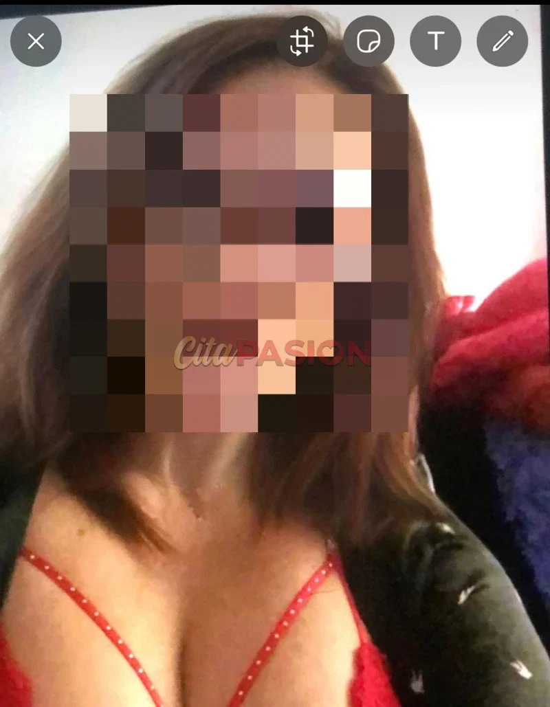 Miniatura 2 de Escort en Leioa. Masajista elegante y muy cariñosa.