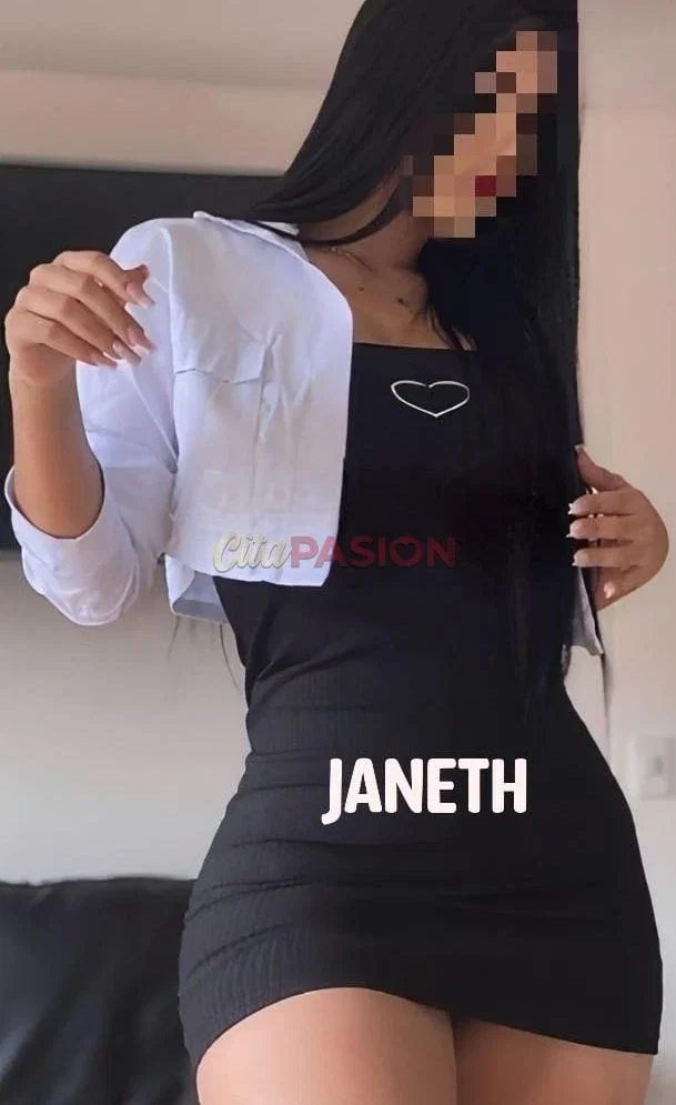 Escort en Parla. Acompañante atractiva, guapa, cariñosa y divertida.
