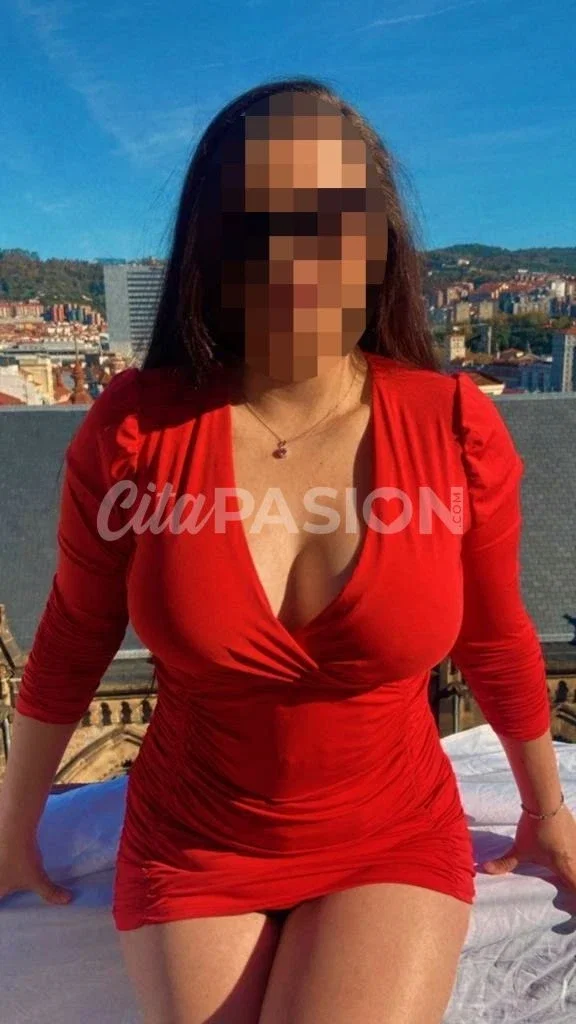 Escort en Bilbao. Morenaza española, extrovertida y seductora en Bilbao.