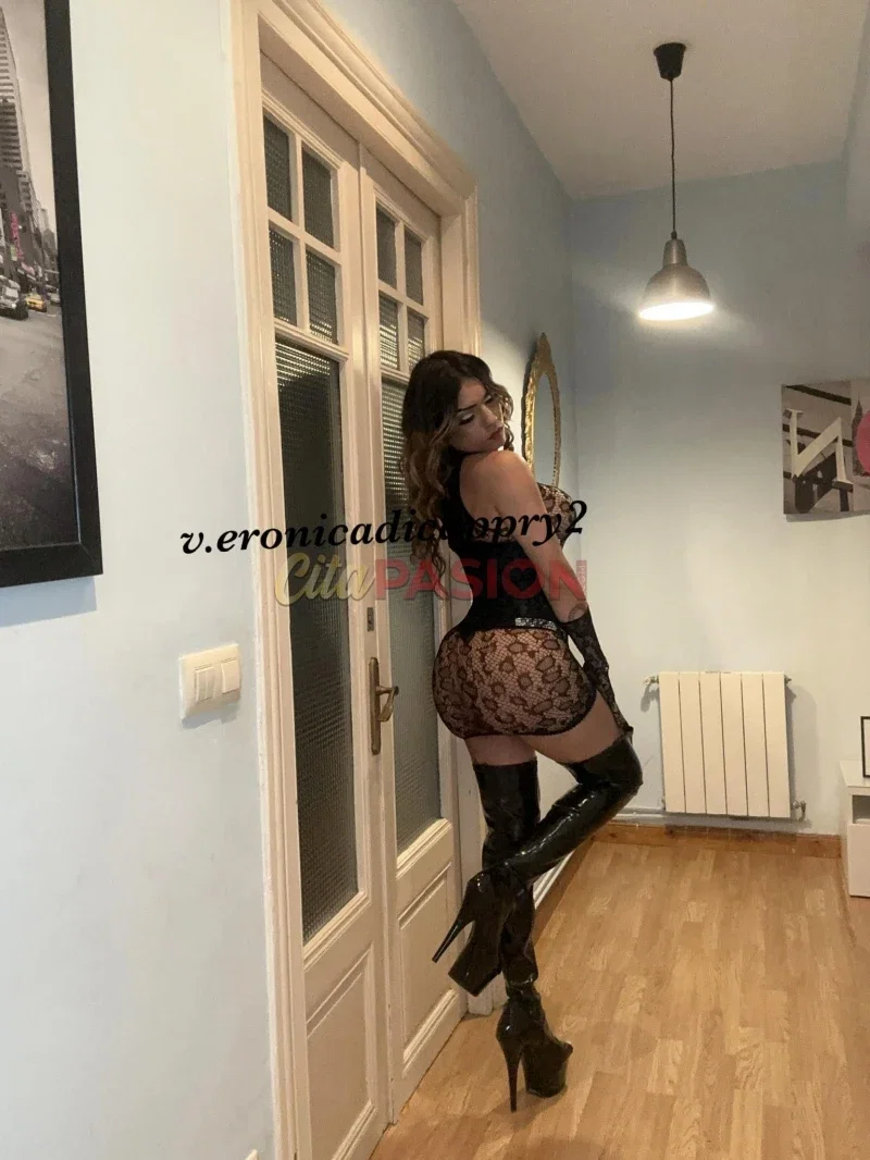 Miniatura 8 de Travesti en Aguadulce. Chica trans muy femenina, ideal para tus salidas.