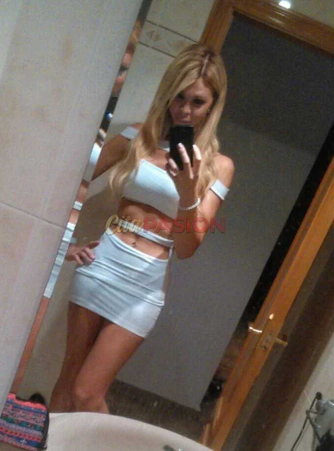 Travesti en Plasencia. Seré la protagonista de tus sueños más atrevidos. - Foto