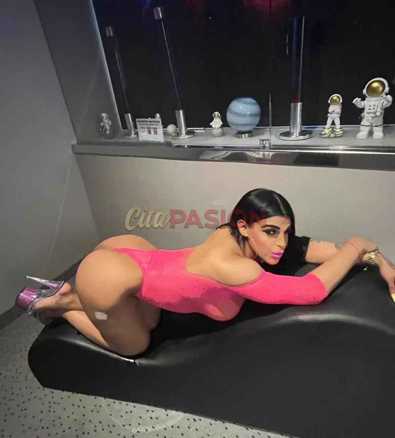 Miniatura 7 de Travesti en Madrid capital. Niñata universitaria elegante, culta y discreta.
