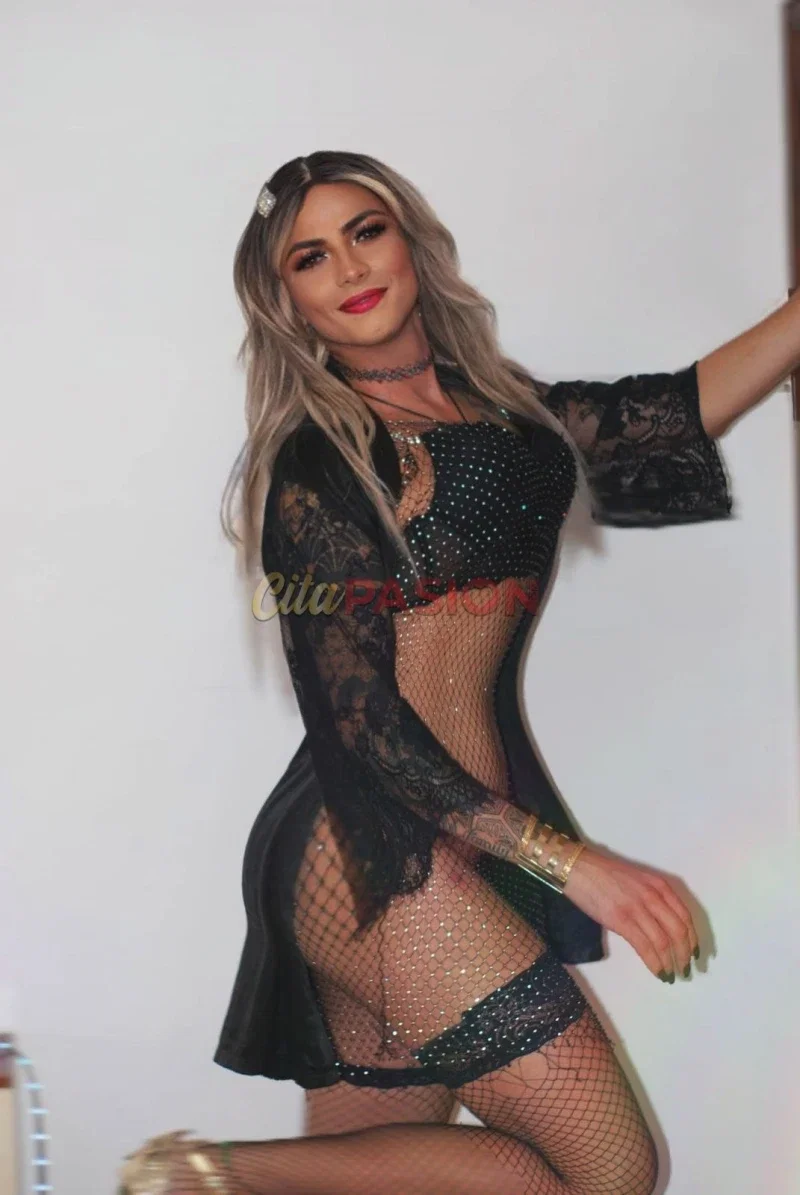 Miniatura 2 de Travesti en Viladecans. La verdadera trans XXL. ¡Una autentica bomba!
