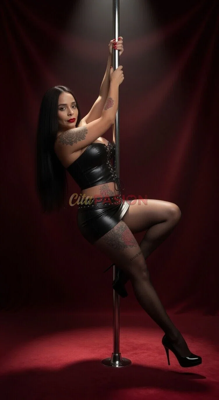 Travesti en Reus. Chica trans colombiana en Reus.