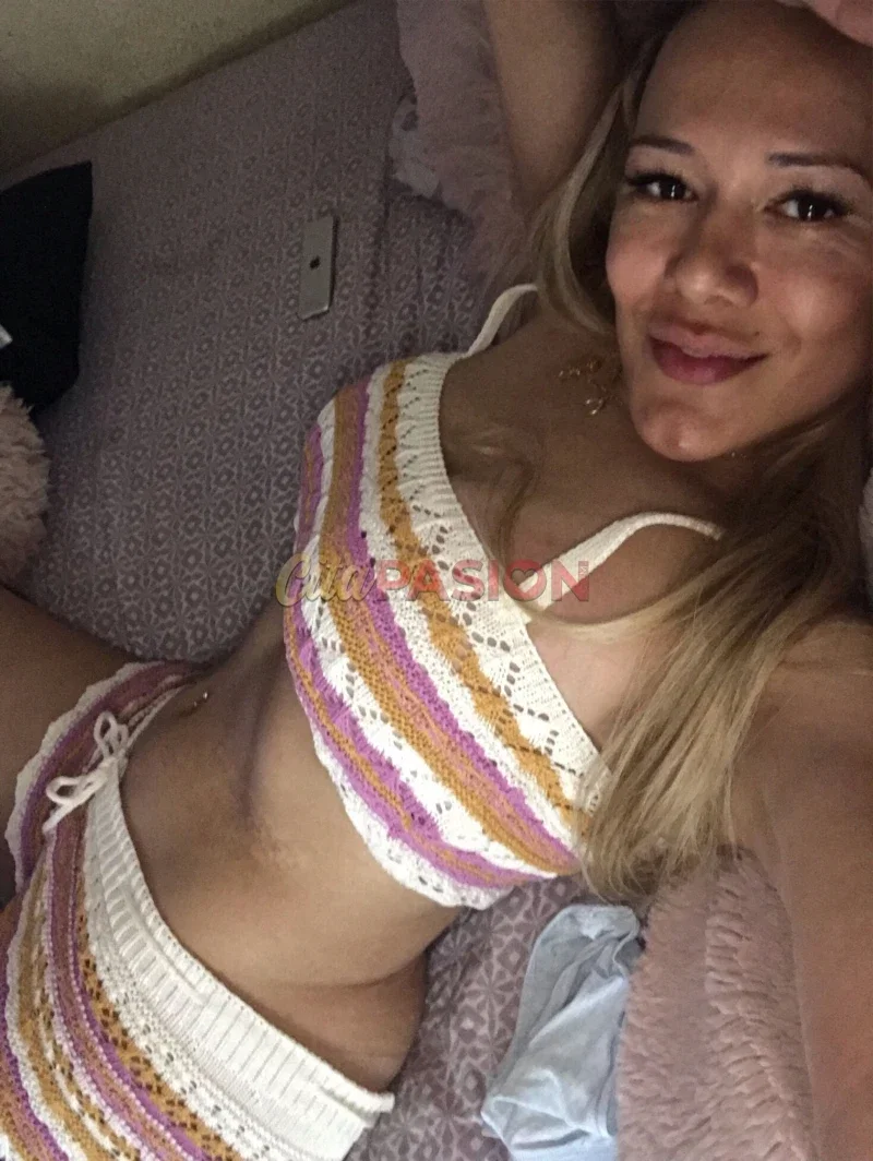 Miniatura 2 de Travesti en Madrid capital. Exquisita y encantadora que disfruta de la compañía.