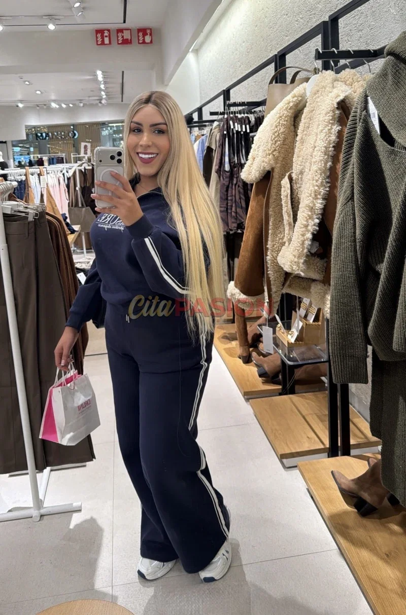 Miniatura 9 de Travesti en Lugo capital. Chica trans guapa y auténtica.
