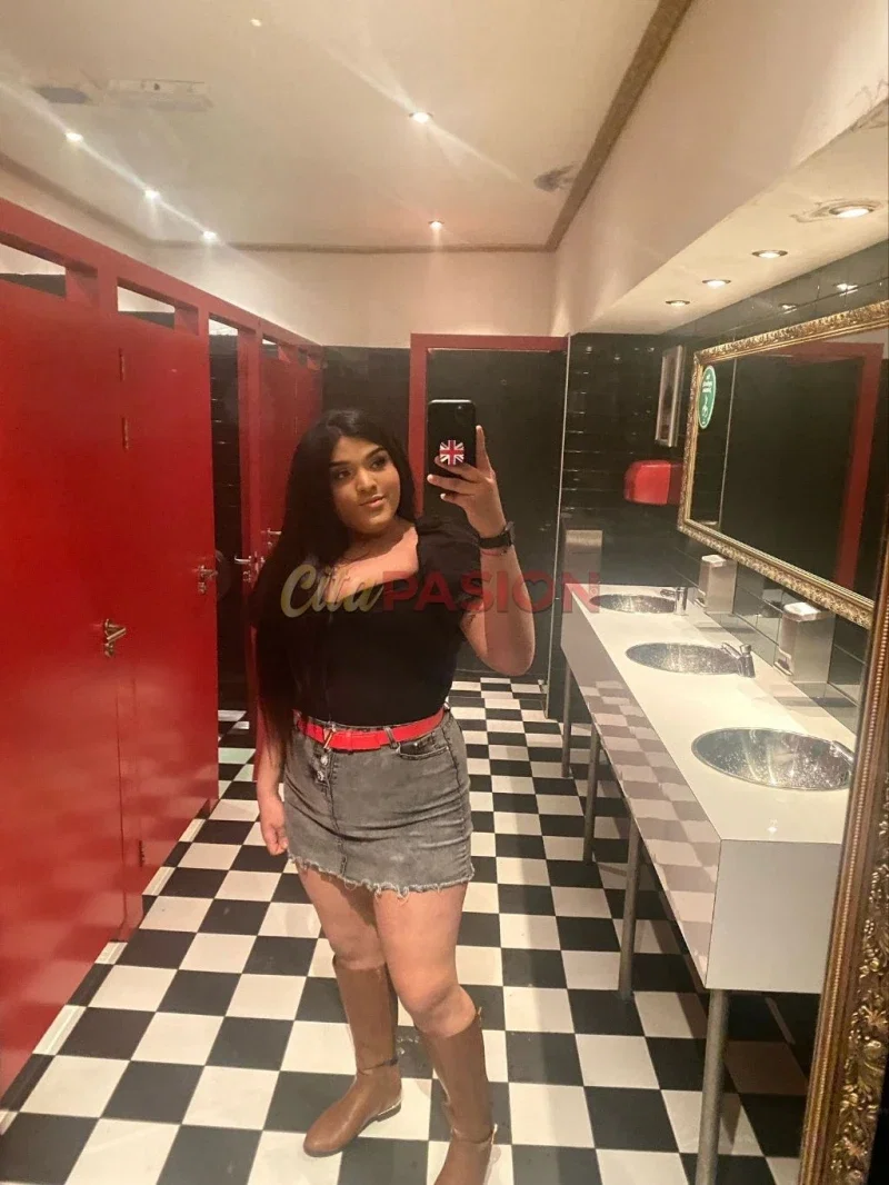 Miniatura 2 de Travesti en Barcelona capital. Soy encantadora, divertida y nueva en tu ciudad.