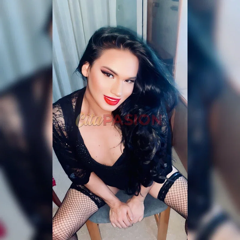 Miniatura 4 de Travesti en Manresa. Joven y bella trans en Manresa.