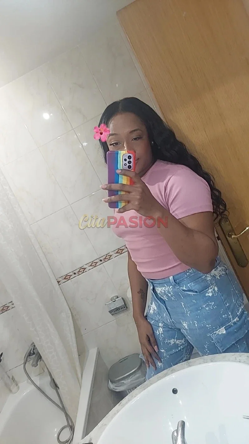 Miniatura 3 de Travesti en Terrassa. Colombiana trans, femenina y recién llegada.