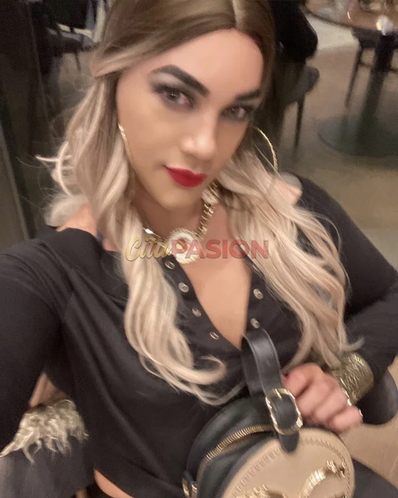Miniatura 7 de Travesti en Valencia capital. Linda travesti femenina con mega cuerpazo.