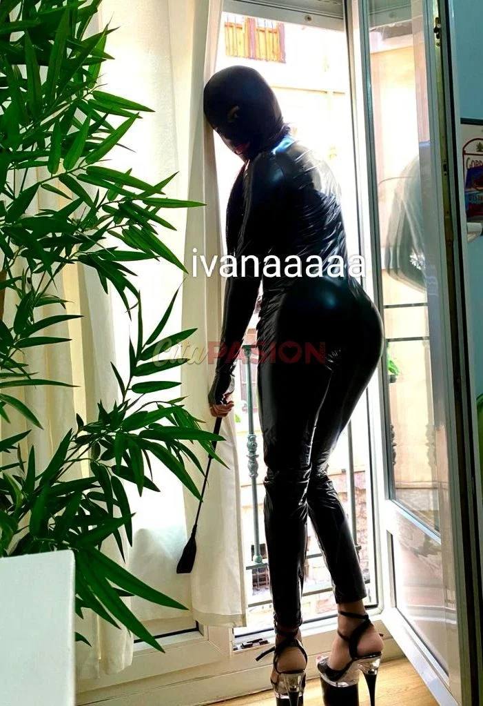 Miniatura 10 de Travesti en A Coruña capital. Jovencita recien llegada con muchas ganas de conocerte.