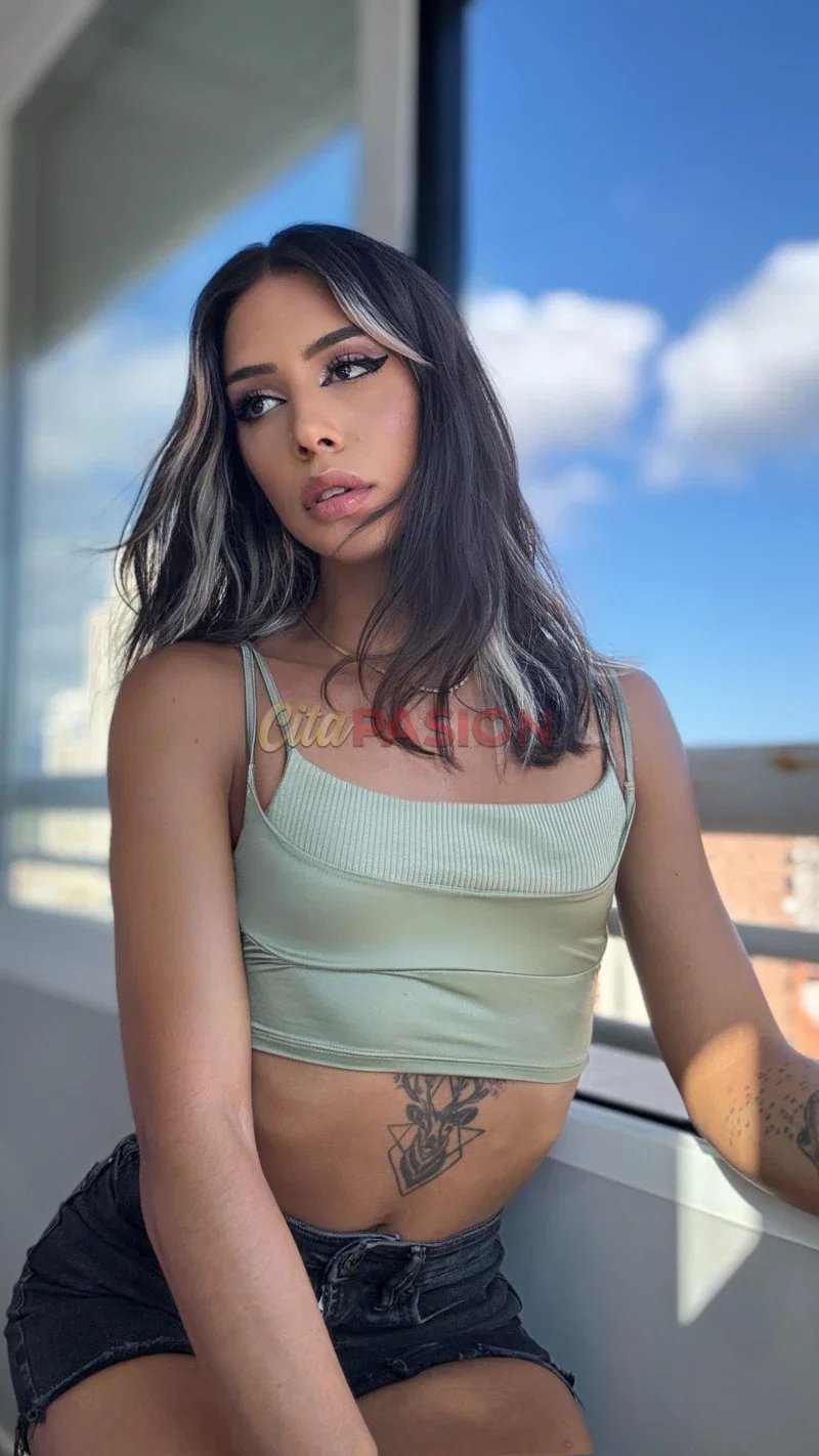 Miniatura 9 de Travesti en Benidorm. Una chica diferente, un capricho delicioso.